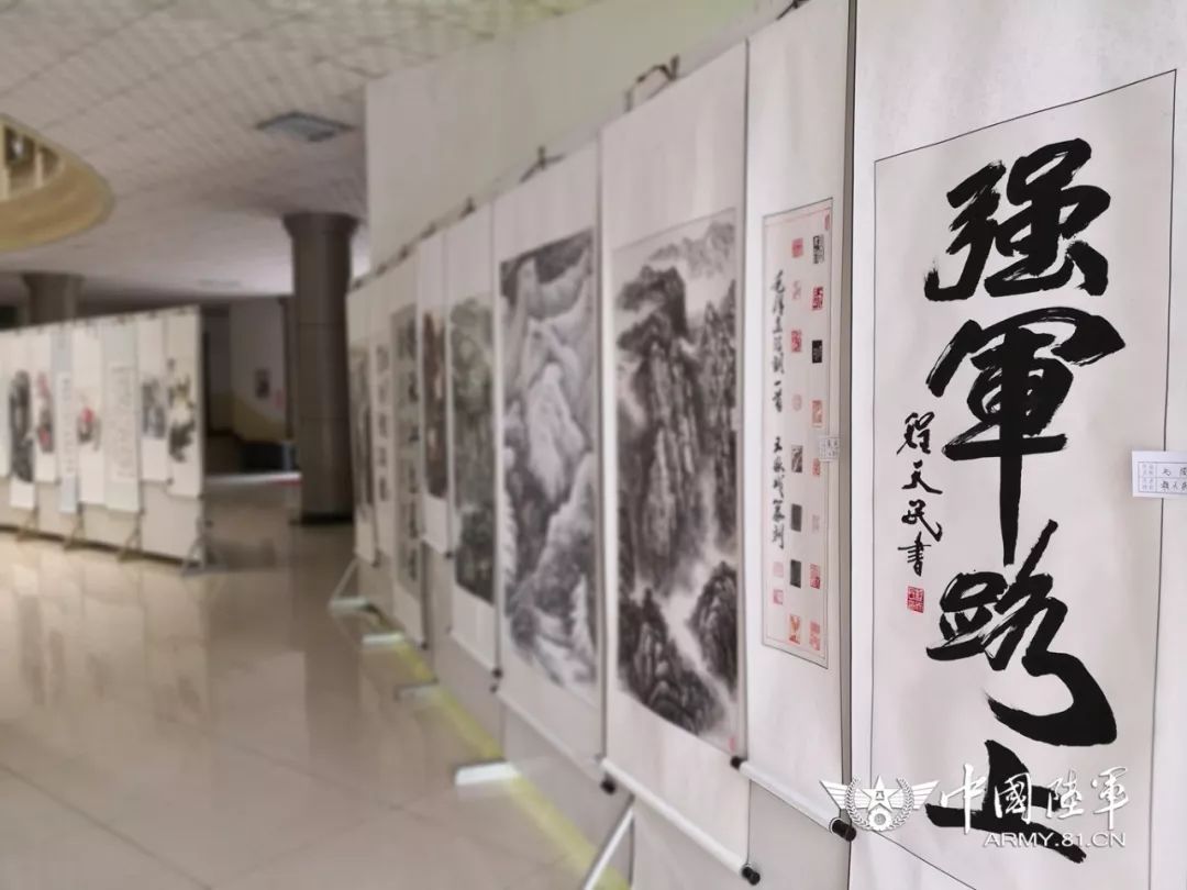 【影像志】领略“热血”之美！陆军军医大学2018年运动会暨第八届红色军医文化节火热开幕！