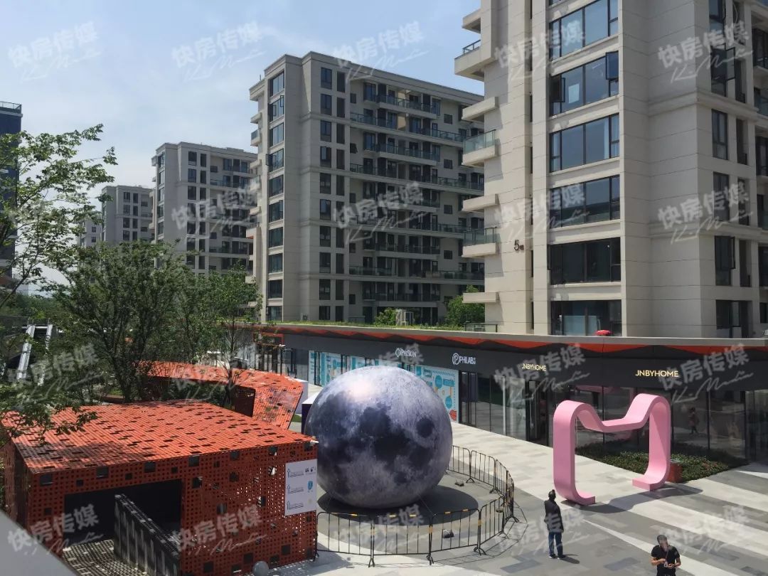 当年说你震塌了周边房价,没想到,你交付员工福利房的今天,周边已攀上3