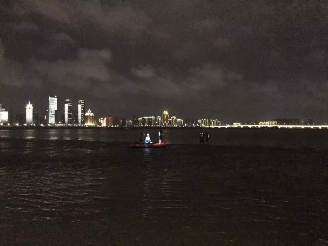 江西秋水广场赣江水域连发2起溺水事故 1人溺亡