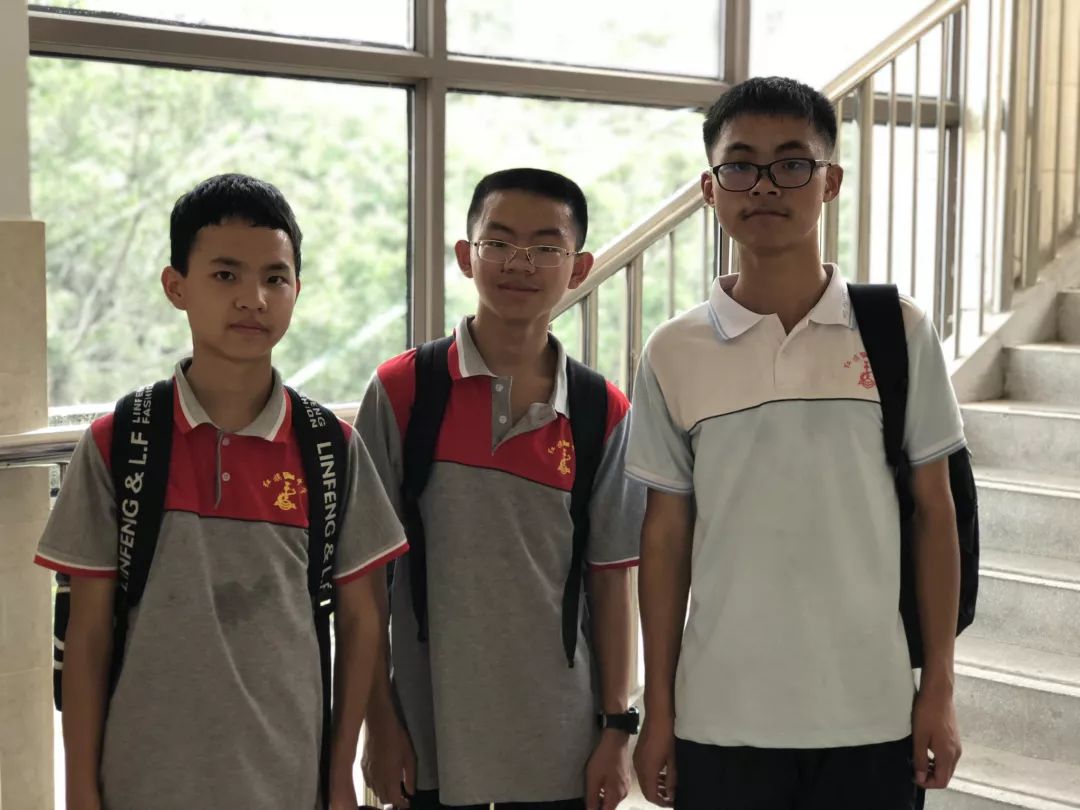 网红猪肉男孩带着他的小伙伴们出山啦!--20