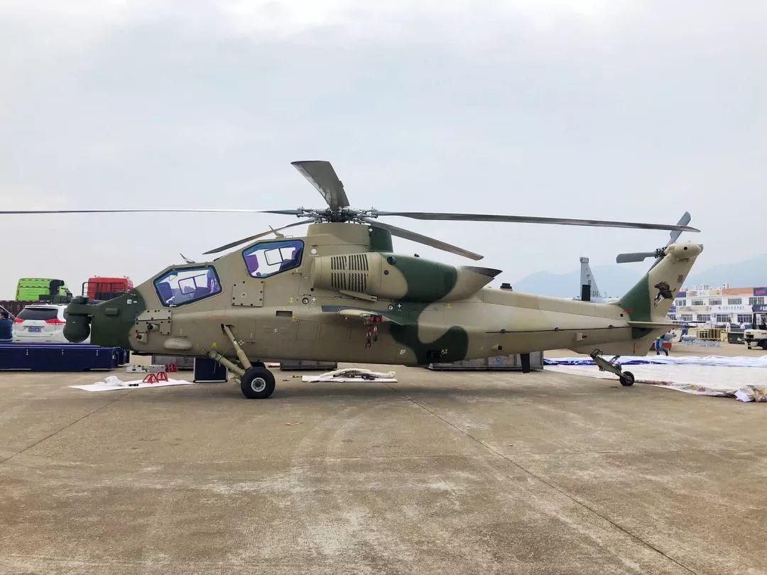 最新武直10ME横空出世，这架武直到底厉害在哪？