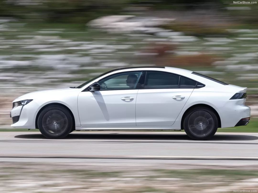 扶我起来,我还能再战一回 | 标致508L