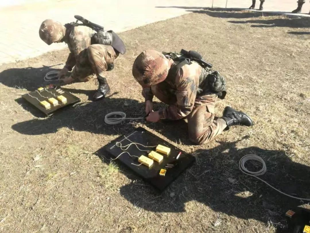 春天掠影,看铁锤子部队官兵们难忘的奋斗足迹