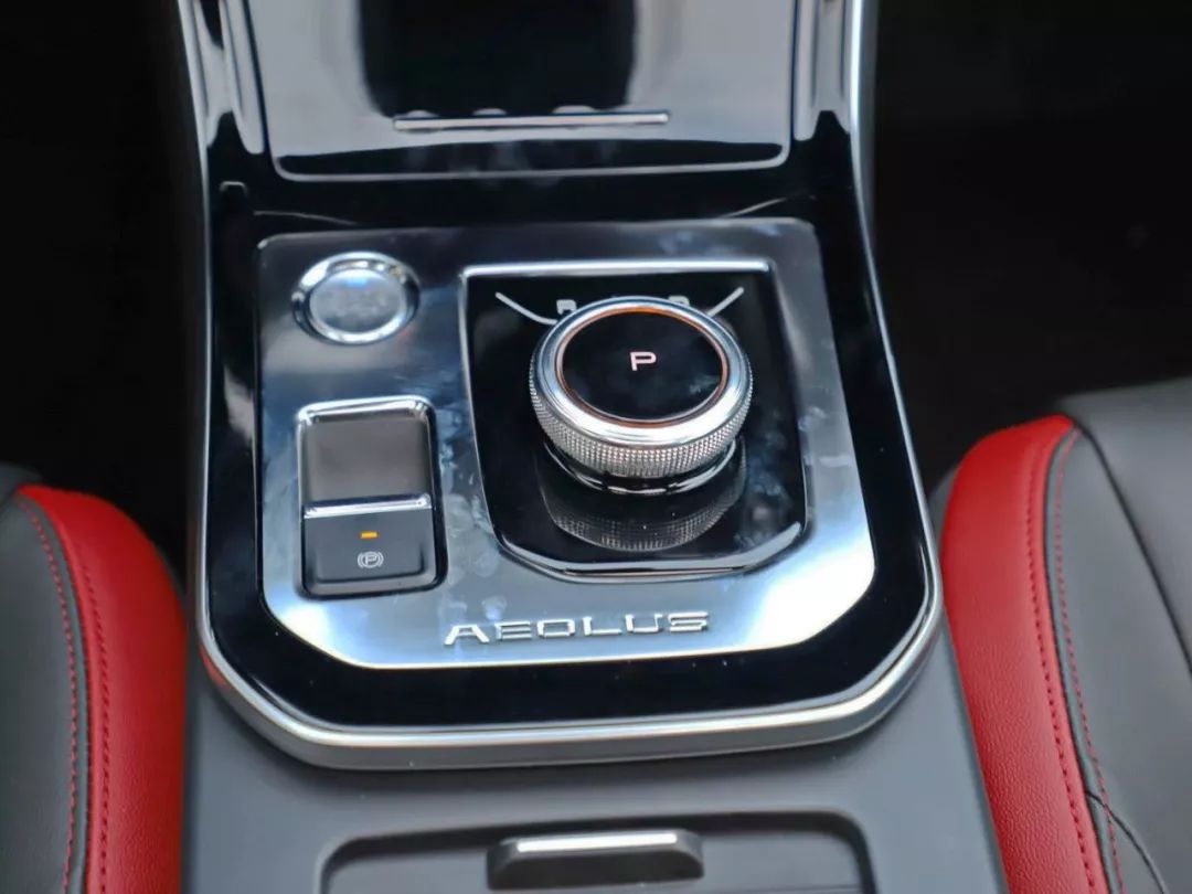 奕炫!6.99万起就能买的“年轻”国产家轿