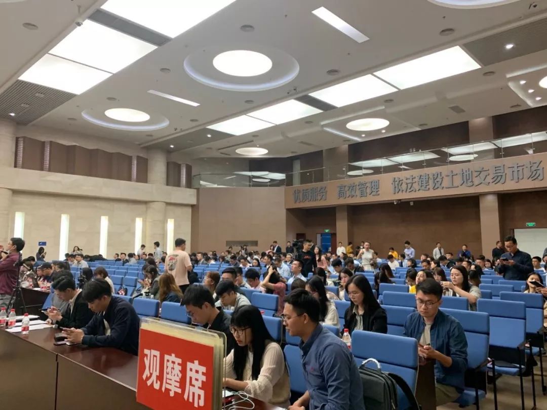 「乐橙官网官网」政策“真空期” 期指回归基本面