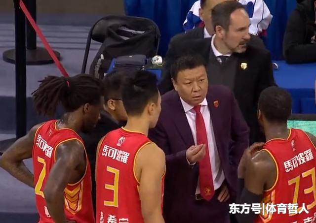 三分8中1+8失误!国篮后场悍将陷入低迷,或将无击保龄球的球叫什么图片