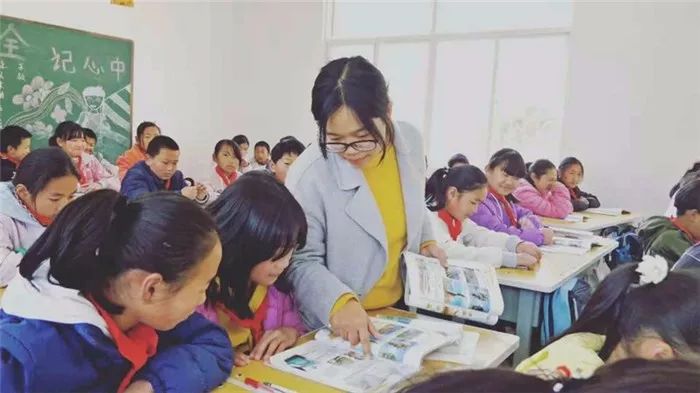 云南白药牙膏“益起来,温晴留芳,自信表达”