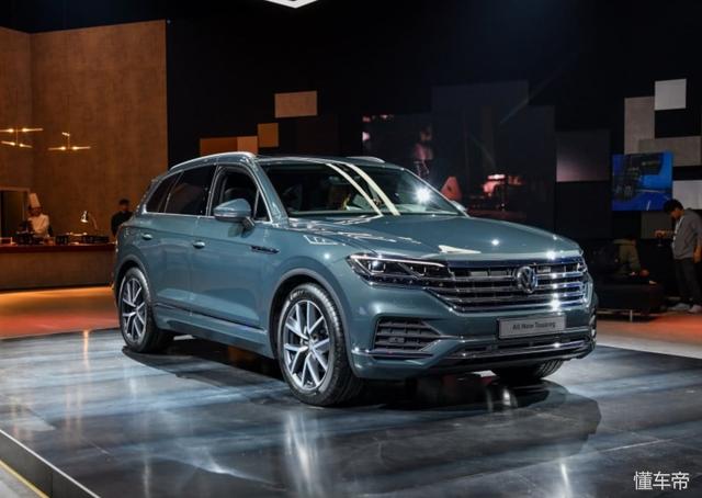 和卡宴Q7同平台，大众却把最爆炸的设计留给自己，新途锐量产版