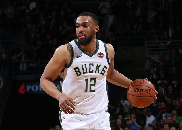 曝国王对贾巴里-帕克有意 可能提供报价合同