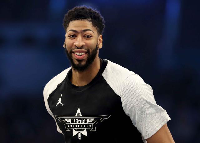 浓眉将出战周六对阵步行者比赛 伤情已无大碍