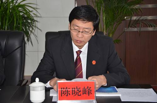 澎湃集团老总_汹涌澎湃的大海图片(2)