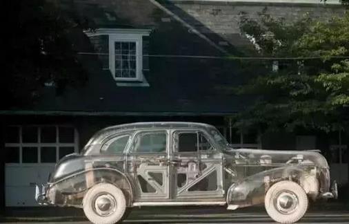 世界上第一辆毫无隐私的全透明汽车 比劳斯莱斯还贵