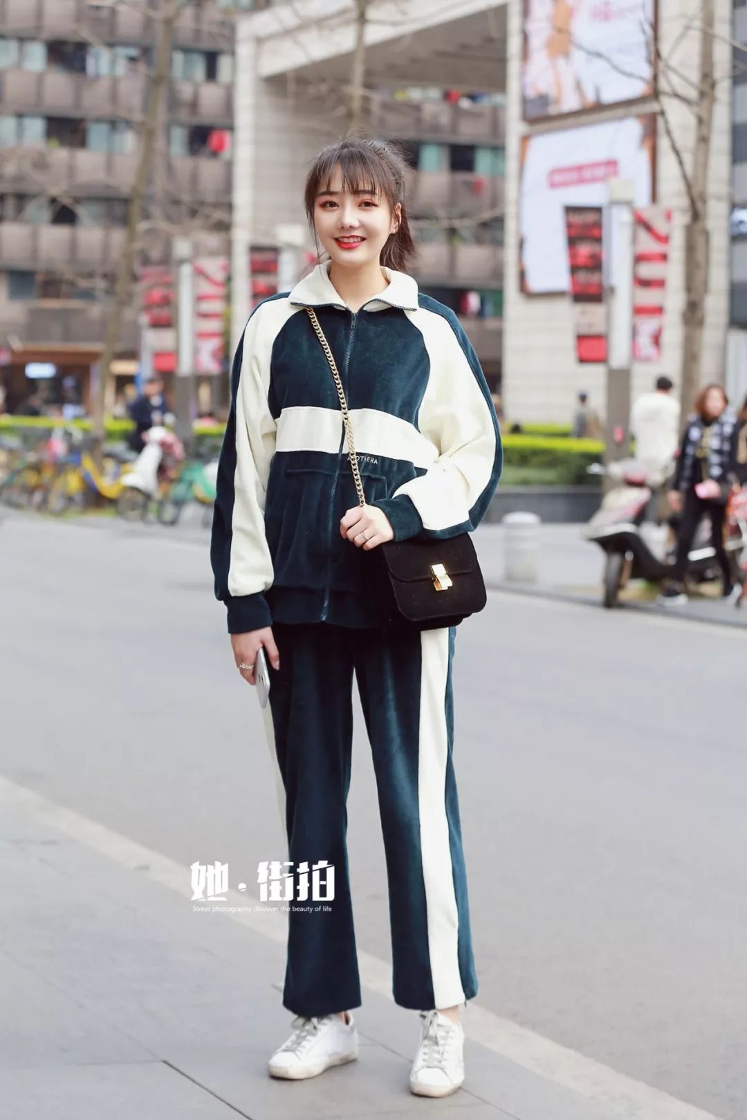 这样穿美着呢|运动鞋|校服|时髦_新浪新闻