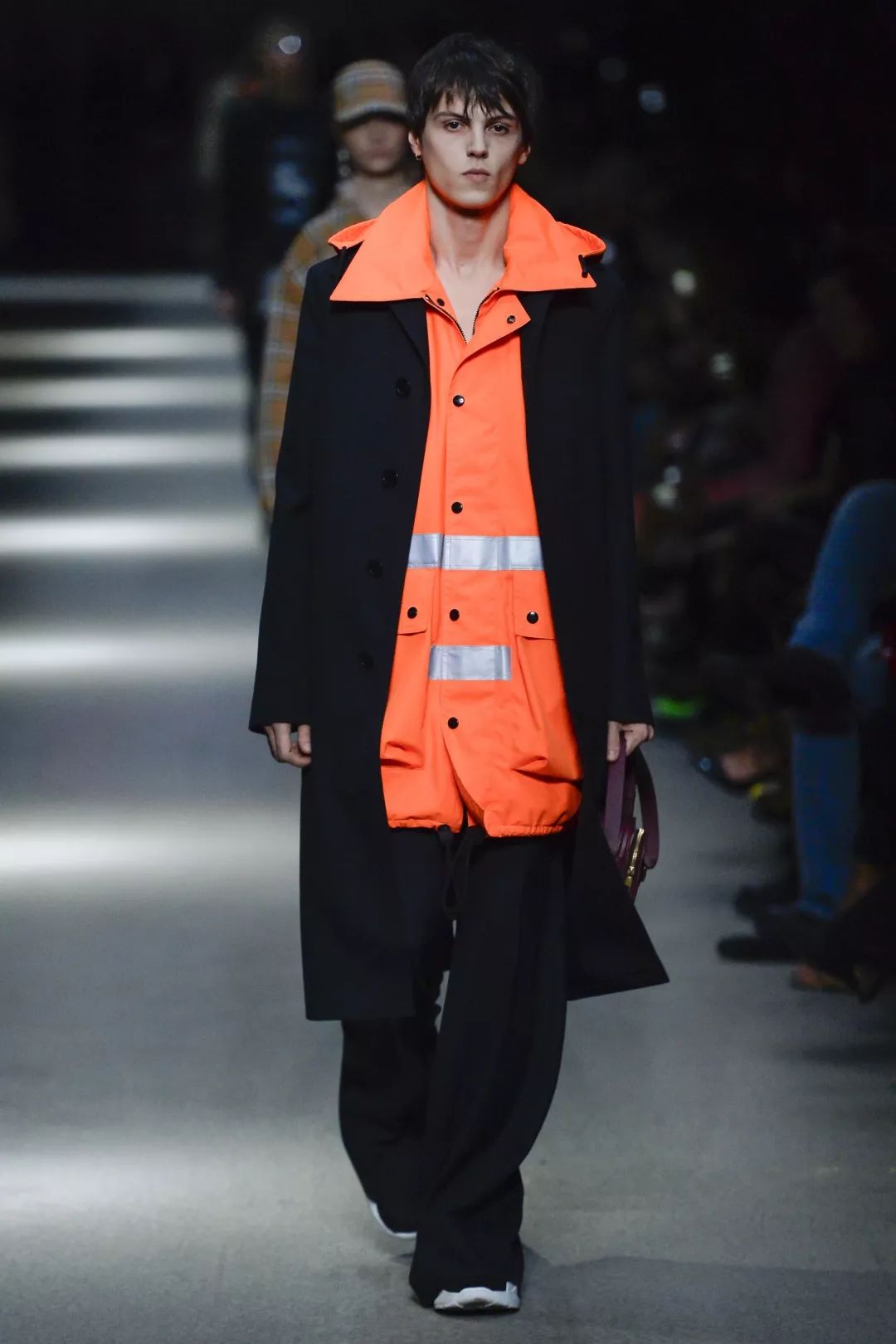 比起看不懂的T台时尚,这可能是最实穿的时装 比起看不懂的T台时尚,这可能是最实穿的时装