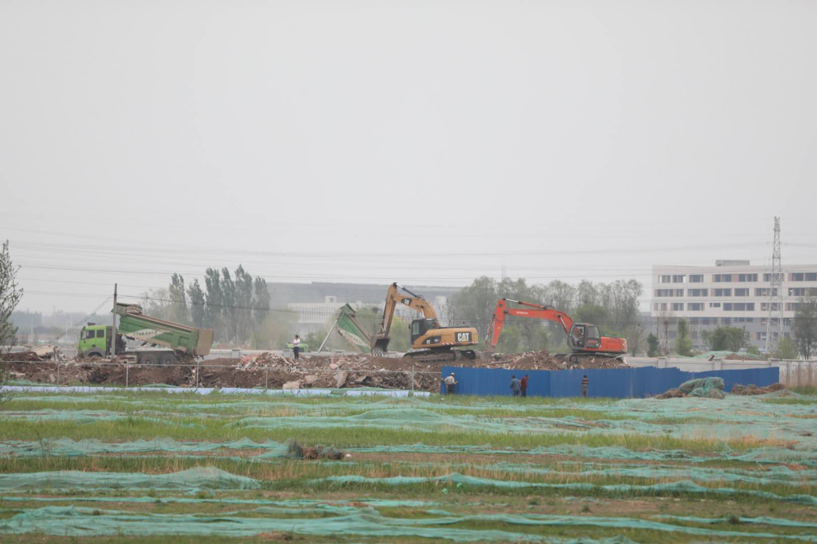 4��23�����磬�����á����ڲ���С� �¾������� ���� ��