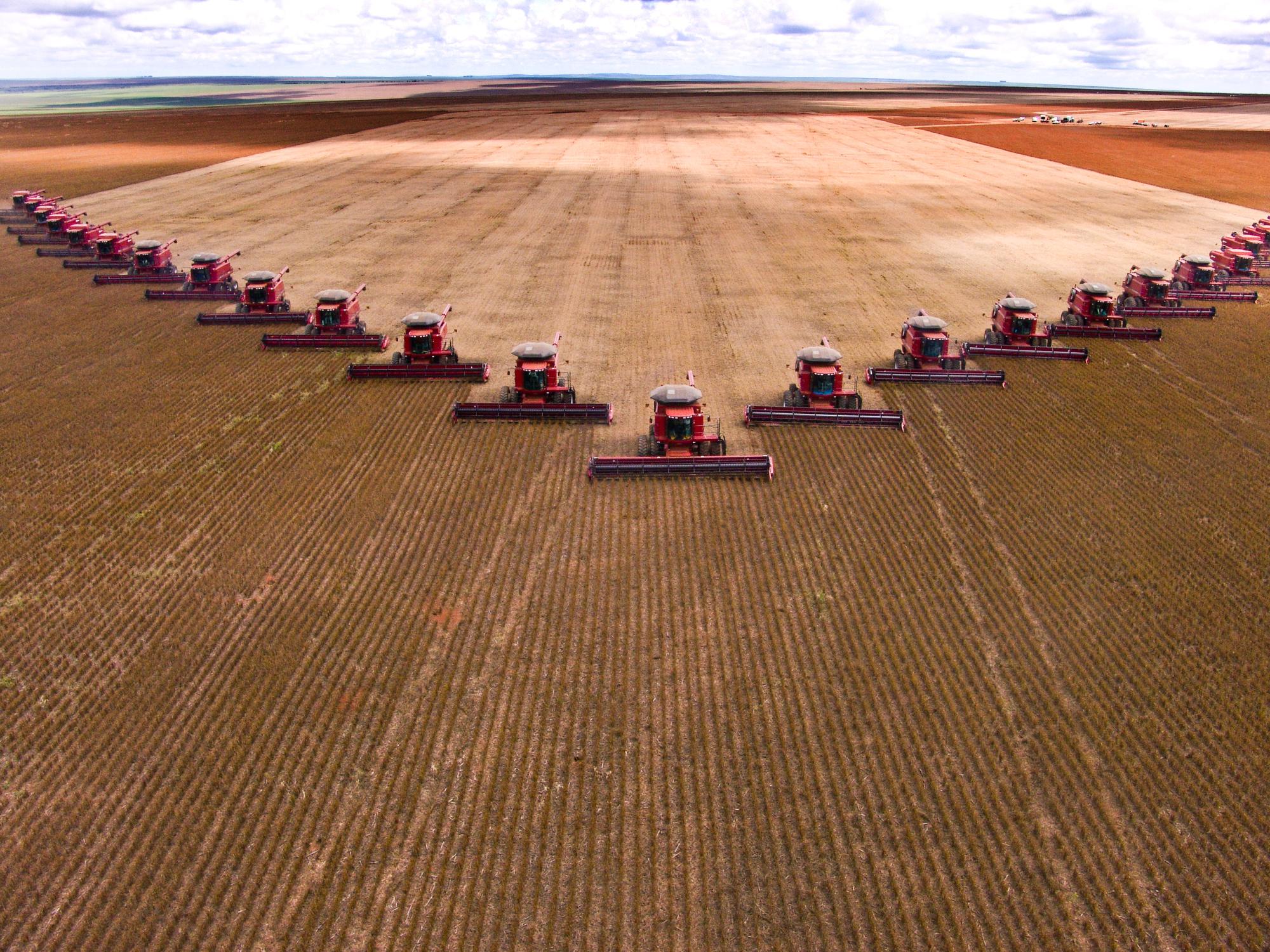 巴西豆农在大规模收割大豆（资料图，图源：Thinkstock）