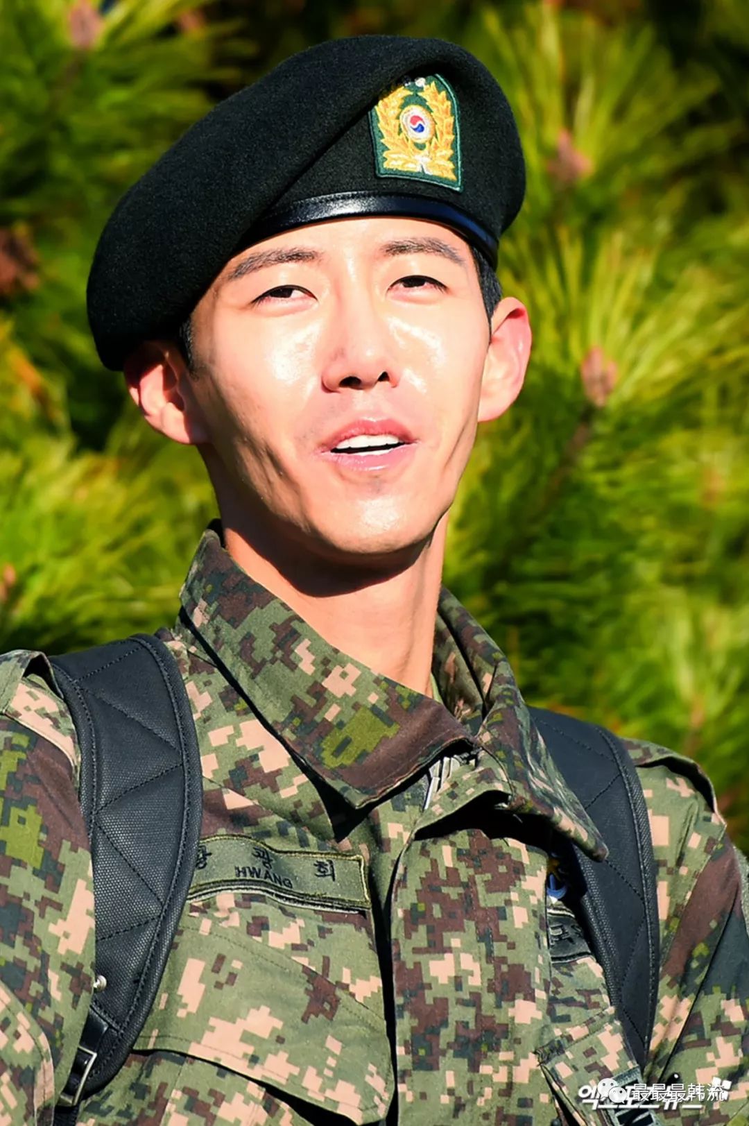 原来男明星被区别对待的经历如此之多碍… 他们这段被骚扰的历史真的够惨...