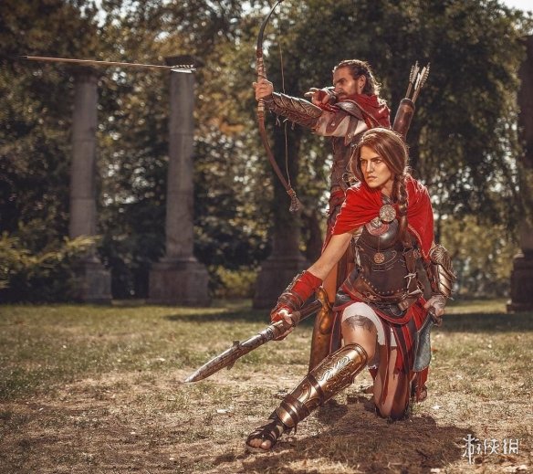 小姐姐COS《刺客信条:奥德赛》女主卡珊德拉:英气逼人还原度爆表!