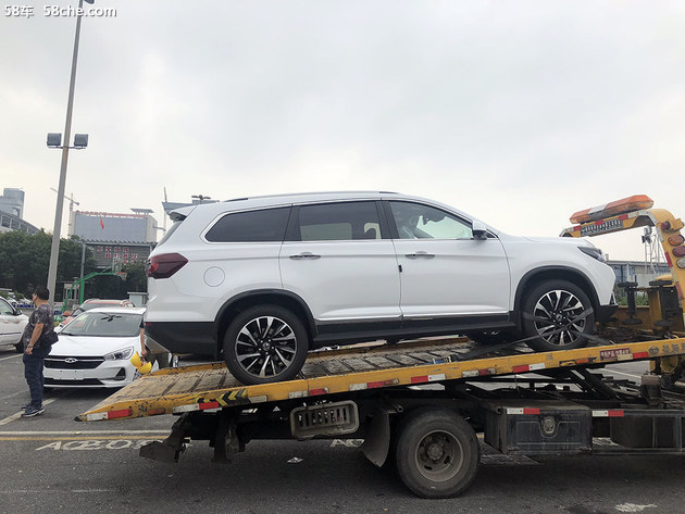 2018广州车展探馆 东风风行全新SUV T7