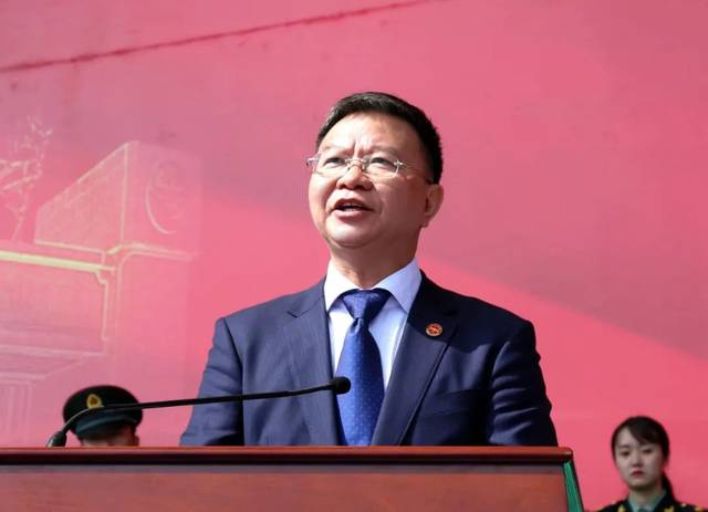 兰大校长:若发现人才有流失学校会第一时间关注 兰大校长:若发现人才有流失学校会第一时间关注