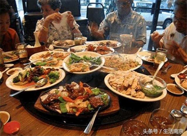 外国人: 我怎么知道自己吃的中国菜是真的? 老外的回答亮了