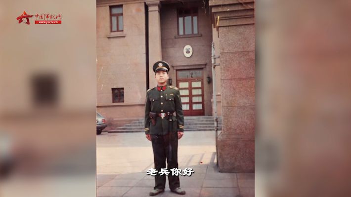 退役武警战士街头擒匪身中5刀:曾执勤慢摇串烧