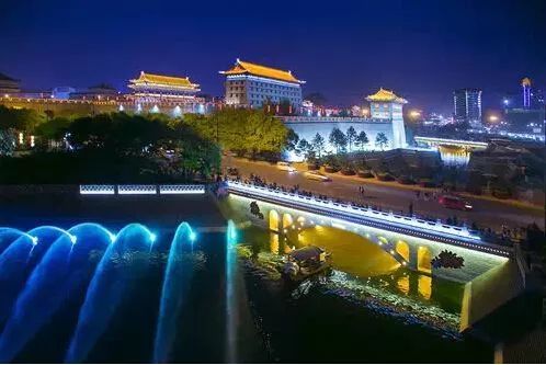 曲江大唐不夜城的餐飲店