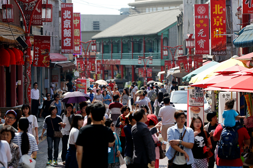 资料图：这是2014年9月16日拍摄的韩国仁川市中华街。新华社记者沈伯韩摄