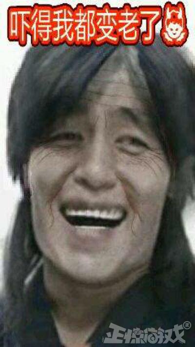 真爱粉!国外80岁大爷模仿大乱斗200多个招式,自带低配道具!