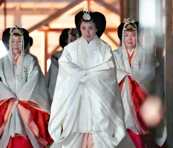 「55元彩金太阳亚洲登录」过年回家走亲戚,开上这几款车,大家都晓得你发达了