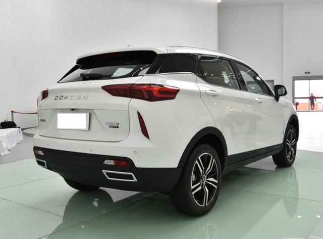 最便宜带8AT的SUV,尺寸不输博越,还有奔驰双联屏仅8万起