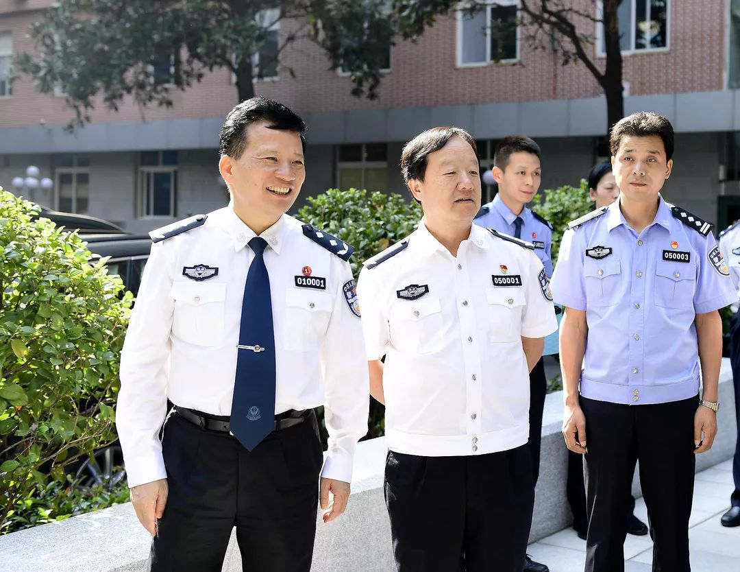 湘潭市副市长、市公安局长罗伟一行来长开展警