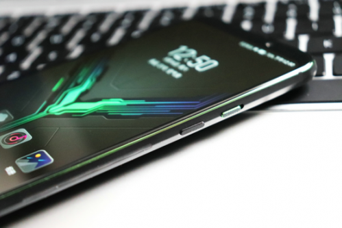 黑鲨游戏手机2全面评测:Magic Press真的好嗨