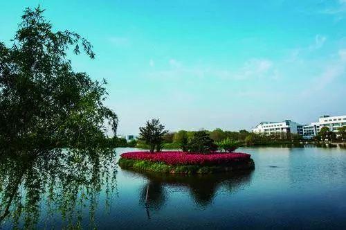 南京工业职业技术学院--首批国家示范性高等职