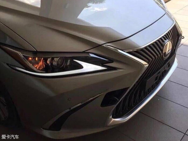 全新雷克萨斯ES谍照 有望北京车展发布