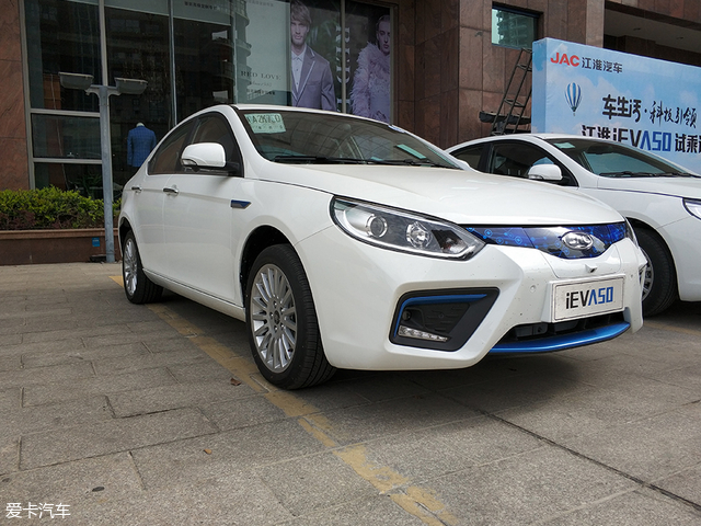 江淮iEVA50实车曝光 将于年内正式上市