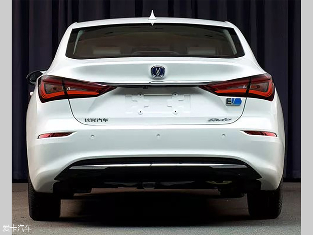 全新逸动EV将4月23日亮相 续航达450km
