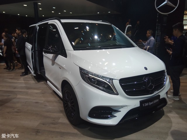 2018北京车展：奔驰V级AMG套件版发布