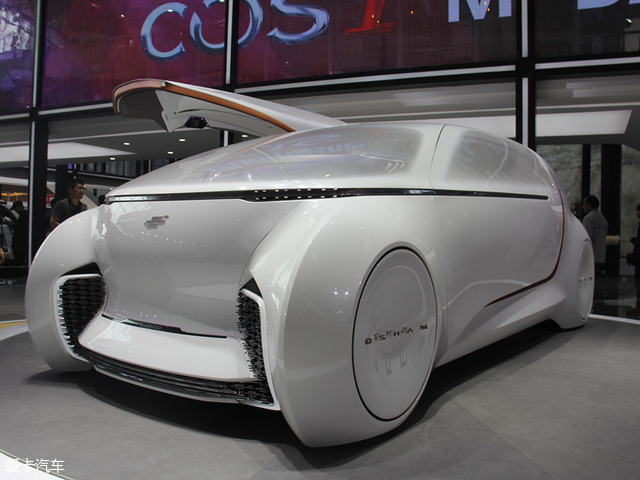 北京车展：新长安欧尚OSHAN概念车发布