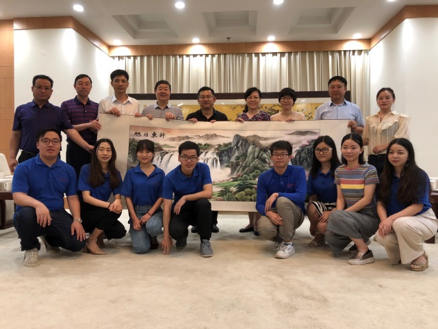 宁夏海原县回访我校 感谢19年支教服务