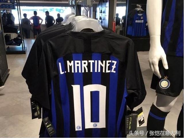 援:10号是俱乐部给的,不是我要的!和伊卡尔迪搭