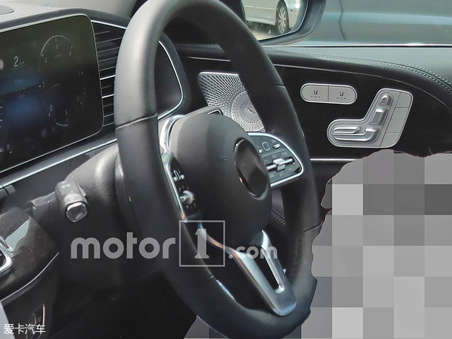 全新一代奔驰GLE内饰谍照 有望年内发布