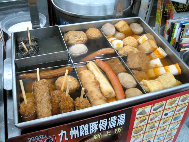加班至深夜两点,我总会去趟711 | 推荐