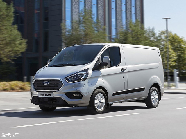 福特Tourneo Custom PHEV官图 节能新秀