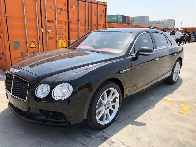 19款宾利飞驰津港热惠 现车优势配置解析