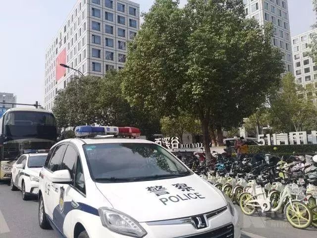 「来博国际平台登录」茶山警方打掉一个恶势力犯罪集团,12名成员开设赌场被逮捕