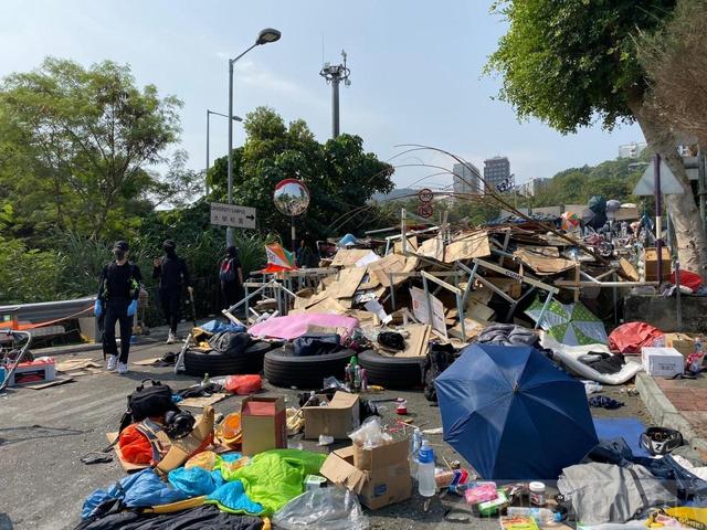 「鸿宇登录」古天乐领衔豪华阵容搞劫案,《犯罪现场》曝“全员嫌疑”海报