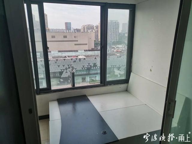 浙江小伙凌晨从10楼出租房坠落