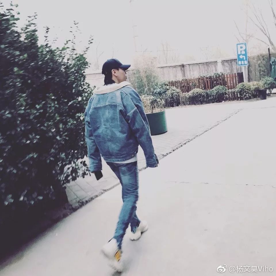 行走的荷尔蒙!《这就是街舞》杨文昊衣服都哪