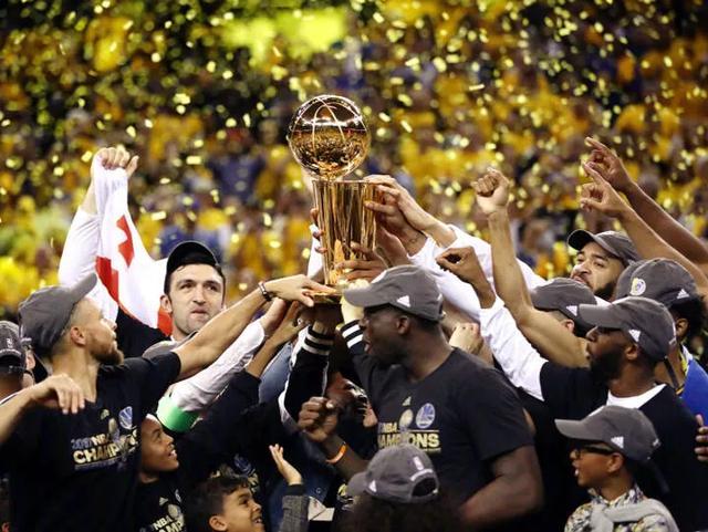 詹姆斯在nba的名望,詹姆斯在nba的名望怎么样